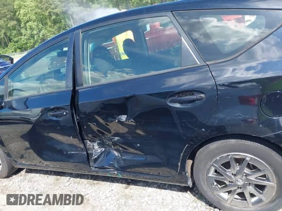 2016 Toyota Prius Two z VIN JTDZN3EU9GJ044105, wystawiony jako IAAI lot #42217776 z przebiegiem 154 414 mil mil oraz . Historia ofert i sprzedaży dostępna na DreamBid. Obrazek 14.