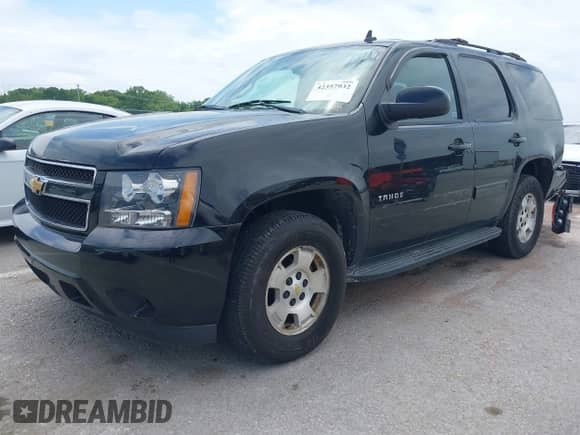 2012 Chevrolet Tahoe LS с VIN 1GNSCAE08CR264685, выставлен на аукционе IAAI как лот 42357932 с пробегом 188 923 миль миль и . История ставок и продаж доступна на DreamBid. Изображение 18.