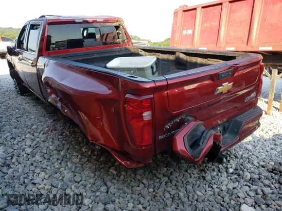 2022 Chevrolet Silverado 3500HD High Country с VIN 1GC4YVEY6NF312334, выставлен на аукционе Copart как лот 68322584 с пробегом 79 766 миль миль и На запчасти • Non repairable. История ставок и продаж доступна на DreamBid. Изображение 2.
