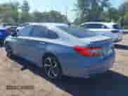 2022 Honda Accord Sport z VIN 1HGCV2F33NA016255, wystawiony jako IAAI lot #43075139 z przebiegiem 10 547 mil mil oraz . Historia ofert i sprzedaży dostępna na DreamBid. Obrazek 3.