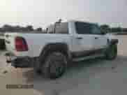 2025 Ram 1500 RHO z VIN 1C6SRFUP7SN573287, wystawiony jako Copart lot #71635885 z przebiegiem 9 502 mil mil oraz Szkoda całkowita • Salvage title. Historia ofert i sprzedaży dostępna na DreamBid. Obrazek 3.