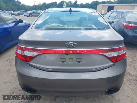 2012 Hyundai Azera с VIN KMHFH4JGXCA180863, выставлен на аукционе IAAI как лот 42735387 с пробегом 163 190 миль миль и . История ставок и продаж доступна на DreamBid. Изображение 16.