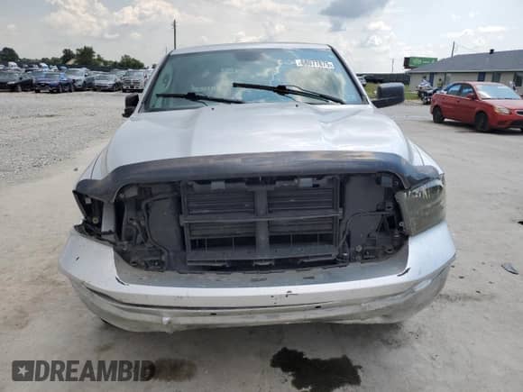 2015 Ram 1500 SLT z VIN 1C6RR7GG9FS571810, wystawiony jako Copart lot #68077875 z przebiegiem 125 159 mil mil oraz Szkoda całkowita • Salvage title. Historia ofert i sprzedaży dostępna na DreamBid. Obrazek 5.