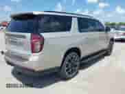2022 Chevrolet Suburban RST с VIN 1GNSCEKD9NR230711, выставлен на аукционе IAAI как лот 42086329 с пробегом 115 792 миль миль и . История ставок и продаж доступна на DreamBid. Изображение 4.