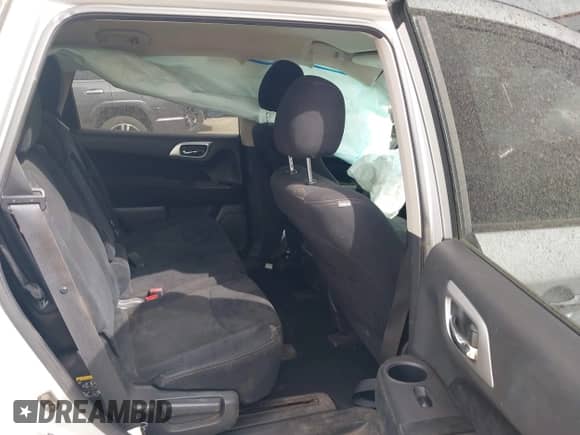 2016 Nissan Pathfinder Platinum with VIN 5N1AR2MM3GC631820, listed as a IAAI auction lot 41956463 with 128,668 mi miles and . Bid and sale history available at DreamBid. Image 8.