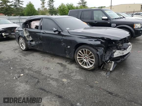 2014 BMW 7 Series ALPINA B7 xDrive с VIN WBAYF8C53ED142492, выставлен на аукционе Copart как лот 58545935 с пробегом 140 698 миль миль и Списание • Salvage title. История ставок и продаж доступна на DreamBid. Изображение 4.
