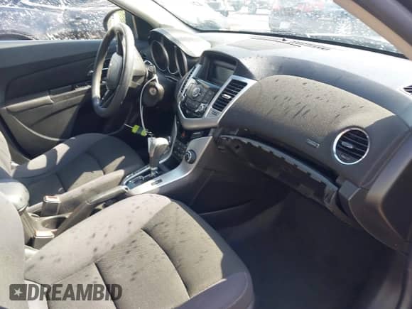 2015 Chevrolet Cruze LT с VIN 1G1PC5SB9F7211109, выставлен на аукционе IAAI как лот 42671221 с пробегом 85 524 миль миль и . История ставок и продаж доступна на DreamBid. Изображение 5.