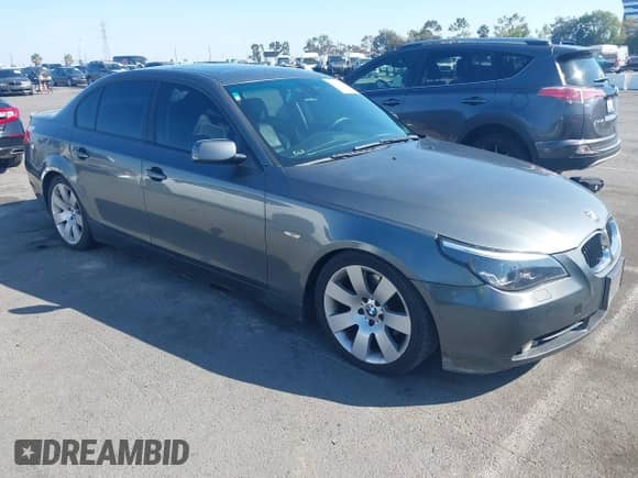 2006 BMW 5 Series 530i с VIN WBANE73556CM38072, выставлен на аукционе IAAI как лот 43353040 с пробегом 201 616 миль миль и . История ставок и продаж доступна на DreamBid. Изображение 1.