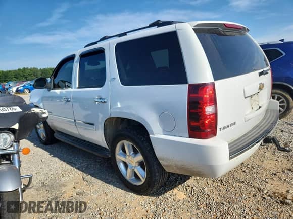 2011 Chevrolet Tahoe LTZ z VIN 1GNSCCE09BR207373, wystawiony jako Copart lot #64569025 z przebiegiem 336 650 mil mil oraz Czysty tytuł • Clean title. Historia ofert i sprzedaży dostępna na DreamBid. Obrazek 2.