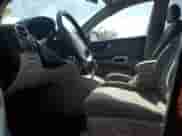 2008 Saturn VUE XE z VIN 3GSCL33P68S680929, wystawiony jako Copart lot #78702064 z przebiegiem 179 437 mil mil oraz Nie do naprawy • Non repairable. Historia ofert i sprzedaży dostępna na DreamBid. Obrazek 7.