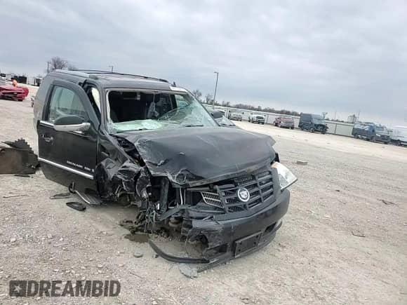 2009 Cadillac Escalade with VIN 1GYFC56219R110937, listed as a Copart auction lot 47145855 with 160,408 mi miles and Salvage title. Bid and sale history available at DreamBid. Image 12.
