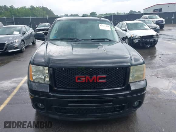 2013 GMC Sierra 1500 Denali with VIN 3GTP1XE28DG267855, listed as a IAAI auction lot 42116483 with 154,716 mi miles and . Bid and sale history available at DreamBid. Image 12.