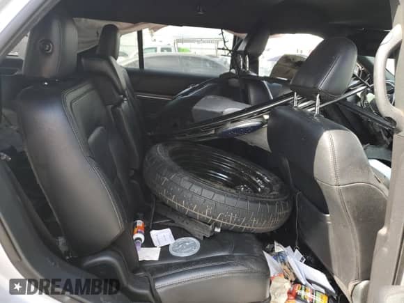 2019 Ford Explorer Limited z VIN 1FM5K7F83KGB11671, wystawiony jako Copart lot #72086205 z przebiegiem Nie podano mil oraz Szkoda całkowita • Salvage title. Historia ofert i sprzedaży dostępna na DreamBid. Obrazek 11.