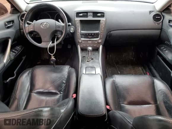 2010 Lexus IS 250 z VIN JTHCF5C20A5039101, wystawiony jako Copart lot #82509445 z przebiegiem 193 411 mil mil oraz Czysty tytuł • Clean title. Historia ofert i sprzedaży dostępna na DreamBid. Obrazek 8.