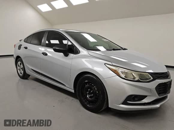 2018 Chevrolet Cruze LS with VIN 1G1BC5SM7J7221528, listed as a Copart auction lot 84436555 with 109,936 mi miles and Clean title. Bid and sale history available at DreamBid. Image 4.