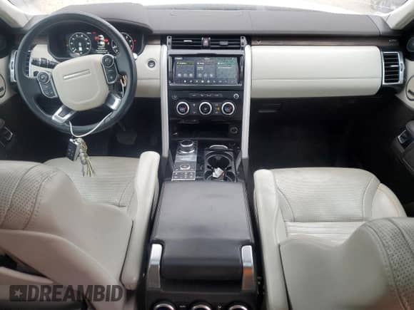 2018 Land Rover Discovery HSE Luxury с VIN SALRT2RV0JA054041, выставлен на аукционе Copart как лот 44532225 с пробегом 123 741 миль миль и Списание • Salvage title. История ставок и продаж доступна на DreamBid. Изображение 8.