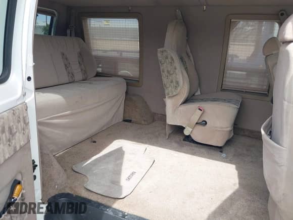 2001 Dodge Cargo Conversion с VIN 2B6HB11Y71K502659, выставлен на аукционе IAAI как лот 41975701 с пробегом 121 003 миль миль и . История ставок и продаж доступна на DreamBid. Изображение 8.