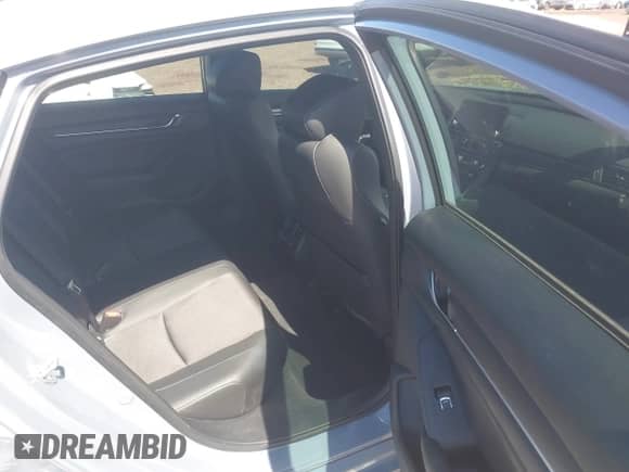 2022 Honda Accord Sport с VIN 1HGCV2F32NA023147, выставлен на аукционе IAAI как лот 42794828 с пробегом 30 946 миль миль и . История ставок и продаж доступна на DreamBid. Изображение 8.