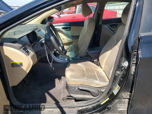 2011 Hyundai Elantra GLS z VIN KMHDH4AE0BU090558, wystawiony jako Copart lot #71524665 z przebiegiem 154 326 mil mil oraz Czysty tytuł • Clean title. Historia ofert i sprzedaży dostępna na DreamBid. Obrazek 7.