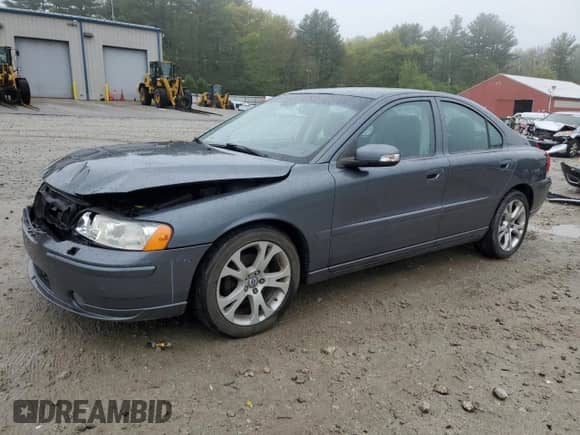 2009 Volvo S60 2.5T с VIN YV1RH592492738199, выставлен на аукционе Copart как лот 55726095 с пробегом 106 939 миль миль и Чистый • Clean title. История ставок и продаж доступна на DreamBid. Изображение 1.