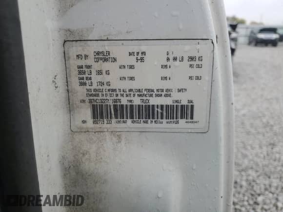 1996 Dodge 1500 с VIN 3B7HC13Z2TM116876, выставлен на аукционе Copart как лот 82563195 с пробегом 347 224 миль миль и Списание • Salvage title. История ставок и продаж доступна на DreamBid. Изображение 12.