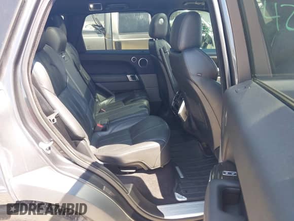 2016 Land Rover Range Rover Sport Dynamic z VIN SALWR2EF0GA572403, wystawiony jako IAAI lot #42938027 z przebiegiem 125 249 mil mil oraz . Historia ofert i sprzedaży dostępna na DreamBid. Obrazek 8.