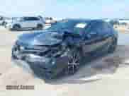 2019 Toyota Camry SE z VIN 4T1B11HK7KU276104, wystawiony jako IAAI lot #42741592 z przebiegiem 101 390 mil mil oraz . Historia ofert i sprzedaży dostępna na DreamBid. Obrazek 2.