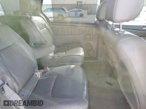 2010 Toyota Sienna XLE с VIN 5TDYK4CC9AS302637, выставлен на аукционе Copart как лот 87415075 с пробегом 229 182 миль миль и Чистый • Clean title. История ставок и продаж доступна на DreamBid. Изображение 11.