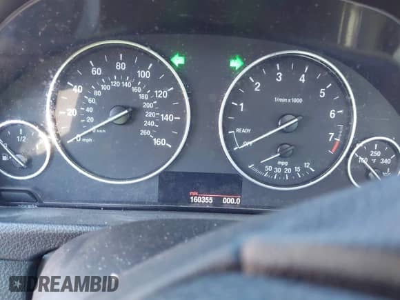 2012 BMW 3 Series 328i с VIN WBA3A5C59CF257591, выставлен на аукционе IAAI как лот 43421352 с пробегом Не указан миль и . История ставок и продаж доступна на DreamBid. Изображение 7.