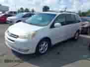 2004 Toyota Sienna XLE z VIN 5TDZA22CX4S194045, wystawiony jako IAAI lot #42879400 z przebiegiem 234 024 mil mil oraz . Historia ofert i sprzedaży dostępna na DreamBid. Obrazek 2.