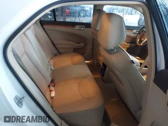 2013 Chrysler 300 C with VIN 2C3CCAET5DH674051, listed as a IAAI auction lot 42185032 with 71,983 mi miles and . Bid and sale history available at DreamBid. Image 8.