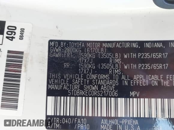 2024 Toyota Sienna LE with VIN 5TDBRKEC0RS217006, listed as a IAAI auction lot 41389239 with 23,983 mi miles and . Bid and sale history available at DreamBid. Image 9.