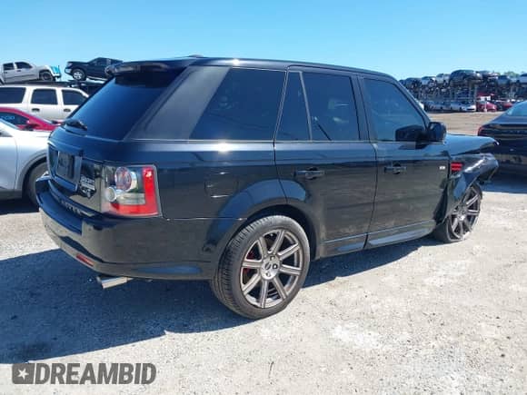 2011 Land Rover Range Rover Sport HSE Lux with VIN SALSK2D41BA711966, listed as a IAAI auction lot 42825979 with 184,922 mi miles and . Bid and sale history available at DreamBid. Image 4.