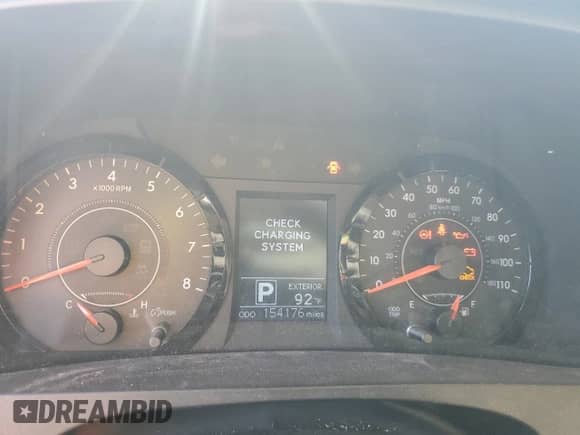 2015 Toyota Sienna LE AAS with VIN 5TDKK3DC9FS567984, listed as a Copart auction lot 84644795 with 154,176 mi miles and Salvage title. Bid and sale history available at DreamBid. Image 9.