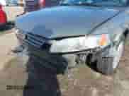 1997 Toyota Camry LE z VIN 4T1BF22K1VU025776, wystawiony jako IAAI lot #42270137 z przebiegiem 168 299 mil mil oraz . Historia ofert i sprzedaży dostępna na DreamBid. Obrazek 18.