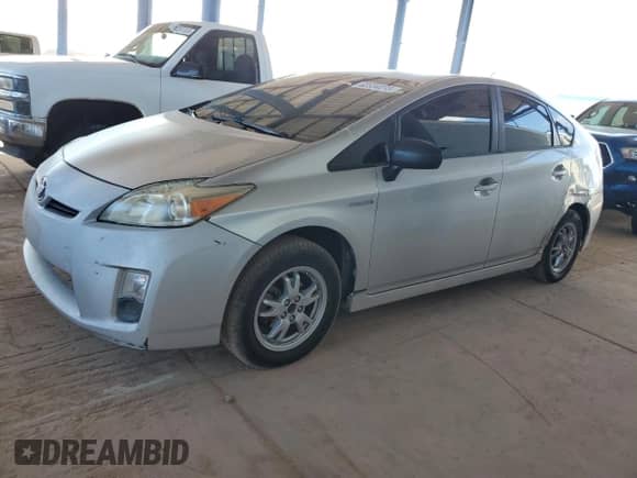 2010 Toyota Prius II with VIN JTDKN3DU0A0010716, listed as a Copart auction lot 82334275 with 267,783 mi miles and Salvage title. Bid and sale history available at DreamBid. Image 1.
