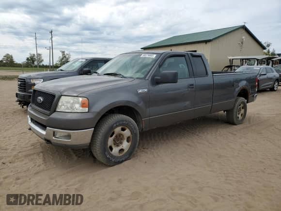 2004 Ford F-150 XL z VIN 1FTVX14524NC32105, wystawiony jako Copart lot #58579065 z przebiegiem 156 983 mil mil oraz Czysty tytuł • Clean title. Historia ofert i sprzedaży dostępna na DreamBid. Obrazek 1.