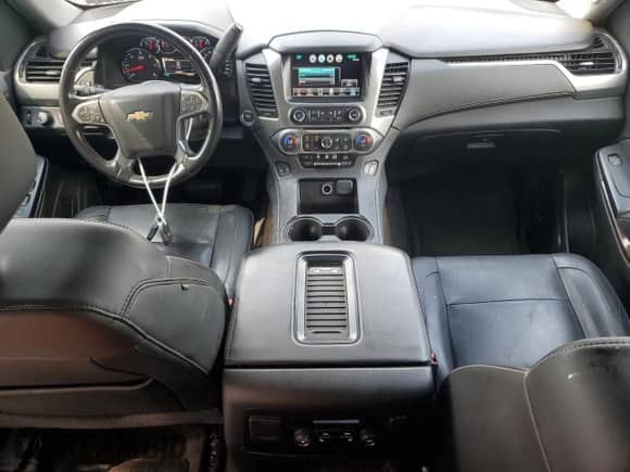 2016 Chevrolet Tahoe LT с VIN 1GNSKBKC8GR116890, выставлен на аукционе Copart как лот 71831015 с пробегом 189 263 миль миль и Чистый • Clean title. История ставок и продаж доступна на DreamBid. Изображение 8.