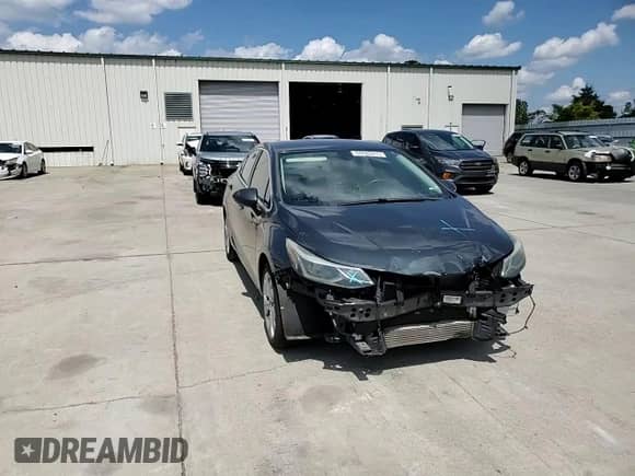 2018 Chevrolet Cruze Premier с VIN 1G1BF5SM8J7155000, выставлен на аукционе Copart как лот 69082415 с пробегом 92 567 миль миль и Списание • Salvage title. История ставок и продаж доступна на DreamBid. Изображение 13.