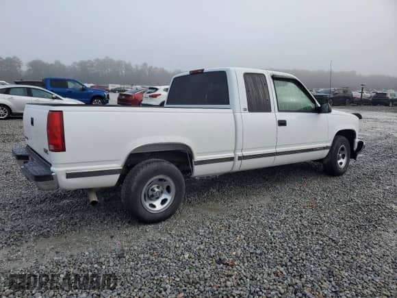 1998 GMC Sierra 1500 с VIN 2GTEC19R9W1535037, выставлен на аукционе Copart как лот 45020785 с пробегом 168 082 миль миль и Списание • Salvage title. История ставок и продаж доступна на DreamBid. Изображение 3.