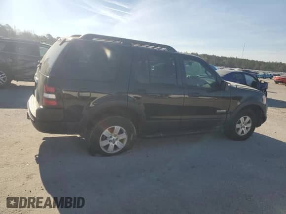 2006 Ford Explorer XLT z VIN 1FMEU73876UB70180, wystawiony jako Copart lot #50069165 z przebiegiem 266 721 mil mil oraz Szkoda całkowita • Salvage title. Historia ofert i sprzedaży dostępna na DreamBid. Obrazek 3.