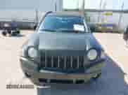 2007 Jeep Compass Sport с VIN 1J8FT47W77D276030, выставлен на аукционе IAAI как лот 42680003 с пробегом 176 816 миль миль и . История ставок и продаж доступна на DreamBid. Изображение 6.