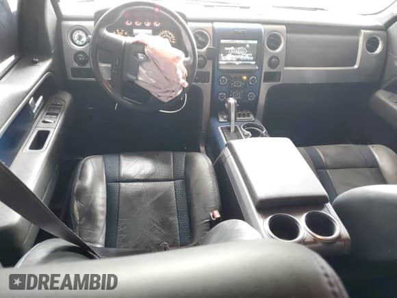 2014 Ford F-150 SVT Raptor with VIN 1FTFW1R60EFB80204, listed as a Copart auction lot 82452305 with 184,324 mi miles and Clean title. Bid and sale history available at DreamBid. Image 8.