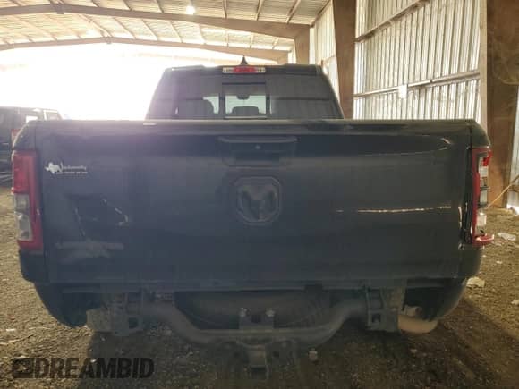 2023 Ram 1500 Big Horn z VIN 1C6RREBG9PN670414, wystawiony jako Copart lot #77609694 z przebiegiem 30 352 mil mil oraz Szkoda całkowita • Salvage title. Historia ofert i sprzedaży dostępna na DreamBid. Obrazek 6.