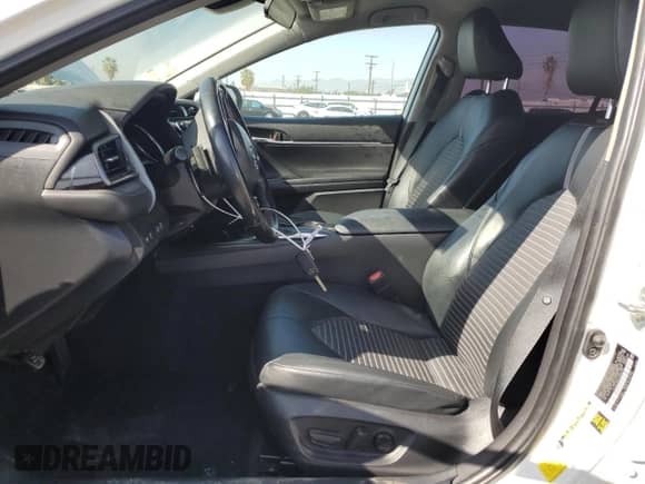2020 Toyota Camry SE with VIN 4T1G11AK1LU503790, listed as a Copart auction lot 85868315 with 67,678 mi miles and Salvage title. Bid and sale history available at DreamBid. Image 7.