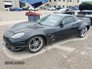 2007 Chevrolet Corvette Z06 с VIN 1G1YY26E375139555, выставлен на аукционе Copart как лот 58022995 с пробегом 51 745 миль миль и Списание • Salvage title. История ставок и продаж доступна на DreamBid. Изображение 1.