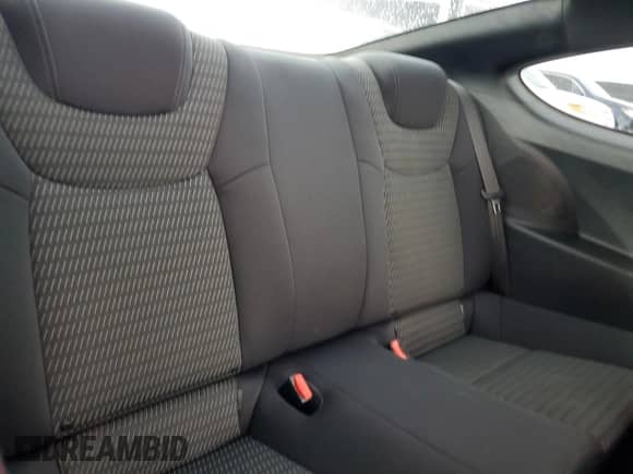 2013 Hyundai Genesis Coupe Premium с VIN KMHHT6KD7DU090450, выставлен на аукционе Copart как лот 81945695 с пробегом 127 670 миль миль и Списание • Salvage title. История ставок и продаж доступна на DreamBid. Изображение 10.