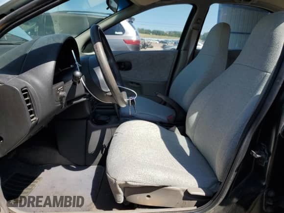 1997 Saturn SL с VIN 1G8ZH5287VZ212083, выставлен на аукционе Copart как лот 69752765 с пробегом 76 836 миль миль и Чистый • Clean title. История ставок и продаж доступна на DreamBid. Изображение 7.