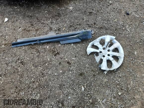 2024 Toyota Corolla LE с VIN 5YFB4MDEXRP221943, выставлен на аукционе Copart как лот 71433785 с пробегом 54 671 миль миль и Списание • Salvage title. История ставок и продаж доступна на DreamBid. Изображение 12.