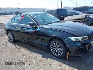 2024 BMW 3 Series 330i xDrive с VIN 3MW89FF02R8E22757, выставлен на аукционе IAAI как лот 42789823 с пробегом 18 675 миль миль и . История ставок и продаж доступна на DreamBid. Изображение 1.